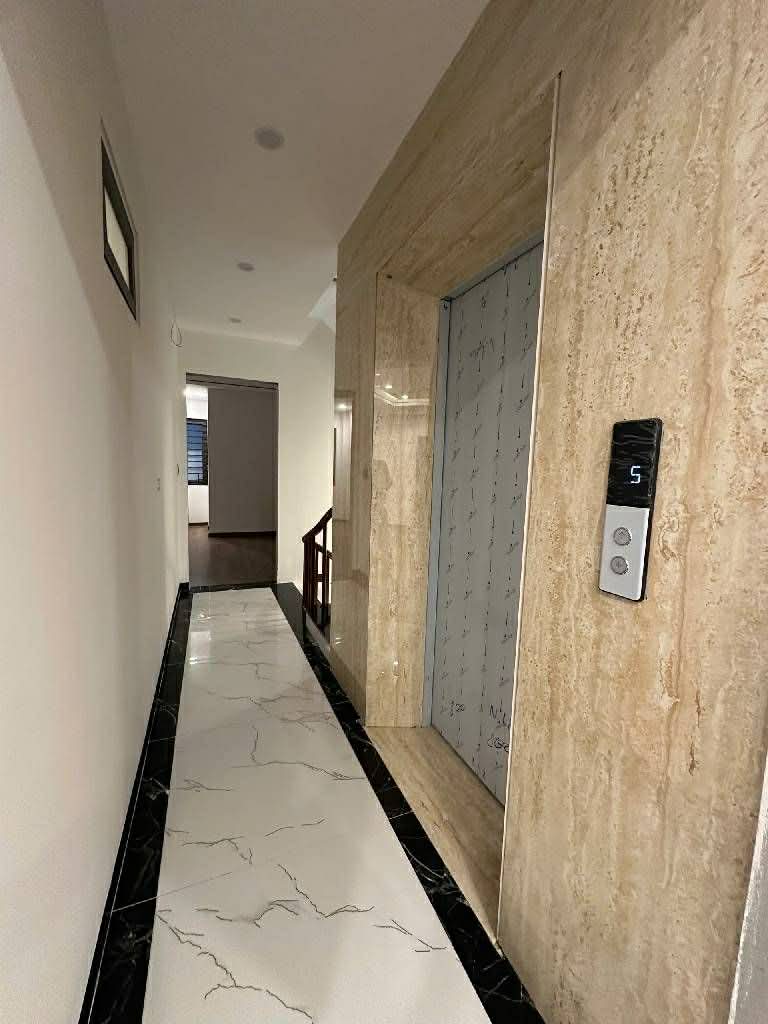 nhà đẹp Ngọc Lâm, 80m x 6 tầng, MT 4.8m, gara, thang máy, full nội thất 3