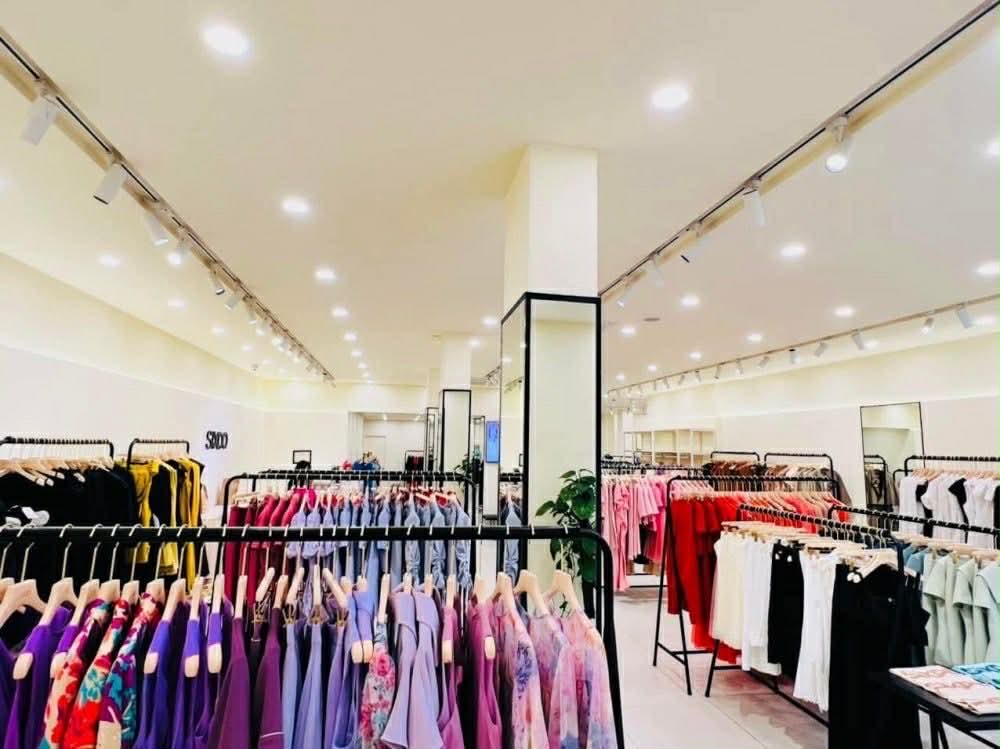 nhà mặt phố Nguyễn Văn Cừ, mặt tiền 13m, nở hậu, dòng tiền ổn định, full thổ cư 4