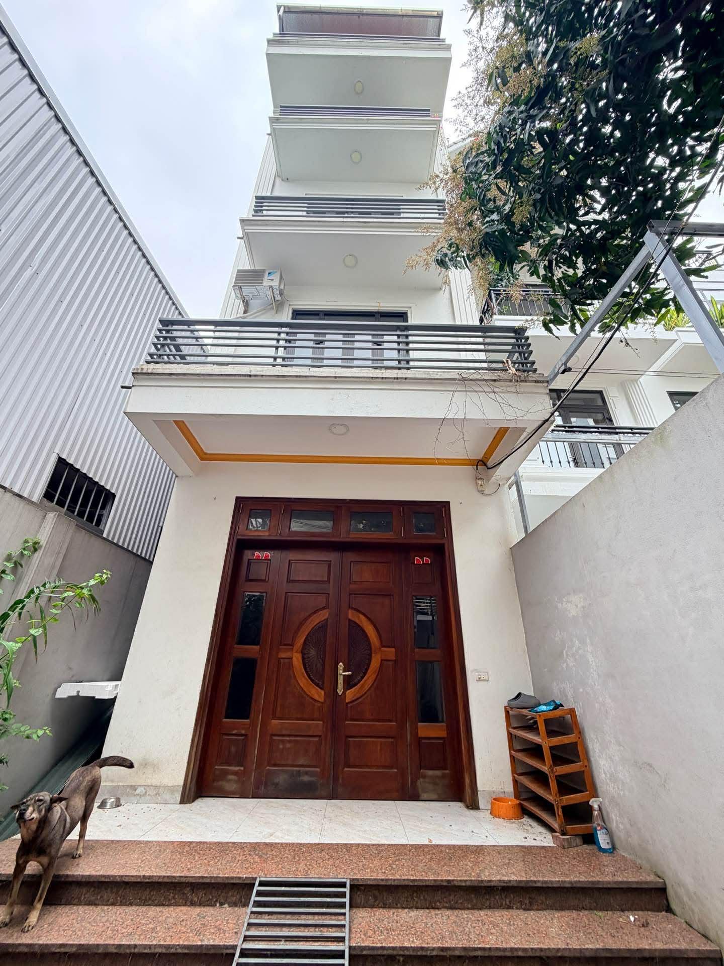 bán nhà Ngọc Thuỵ, 82m x 5 tầng, mặt tiền 4.5m, ôtô tránh, thông đường Hồng Tiến kéo dài 3