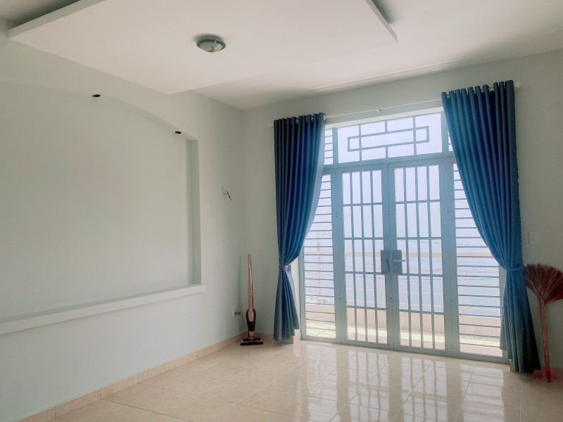 Bán nhà đường số 27, Hiệp Bình Chánh, Thủ Đức, TP HCM. DT 105 m2, 3 tầng. Giá  8.7 tỷ, Sổ Hồng, 4