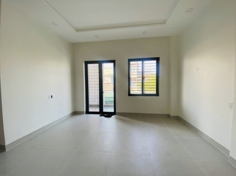 Bán nhà đường số 10, Phường Tam Bình, Thủ Đức, TP HCM. DT  100m2, 2 tầng. Giá  7.95 tỷ, SHR - 3