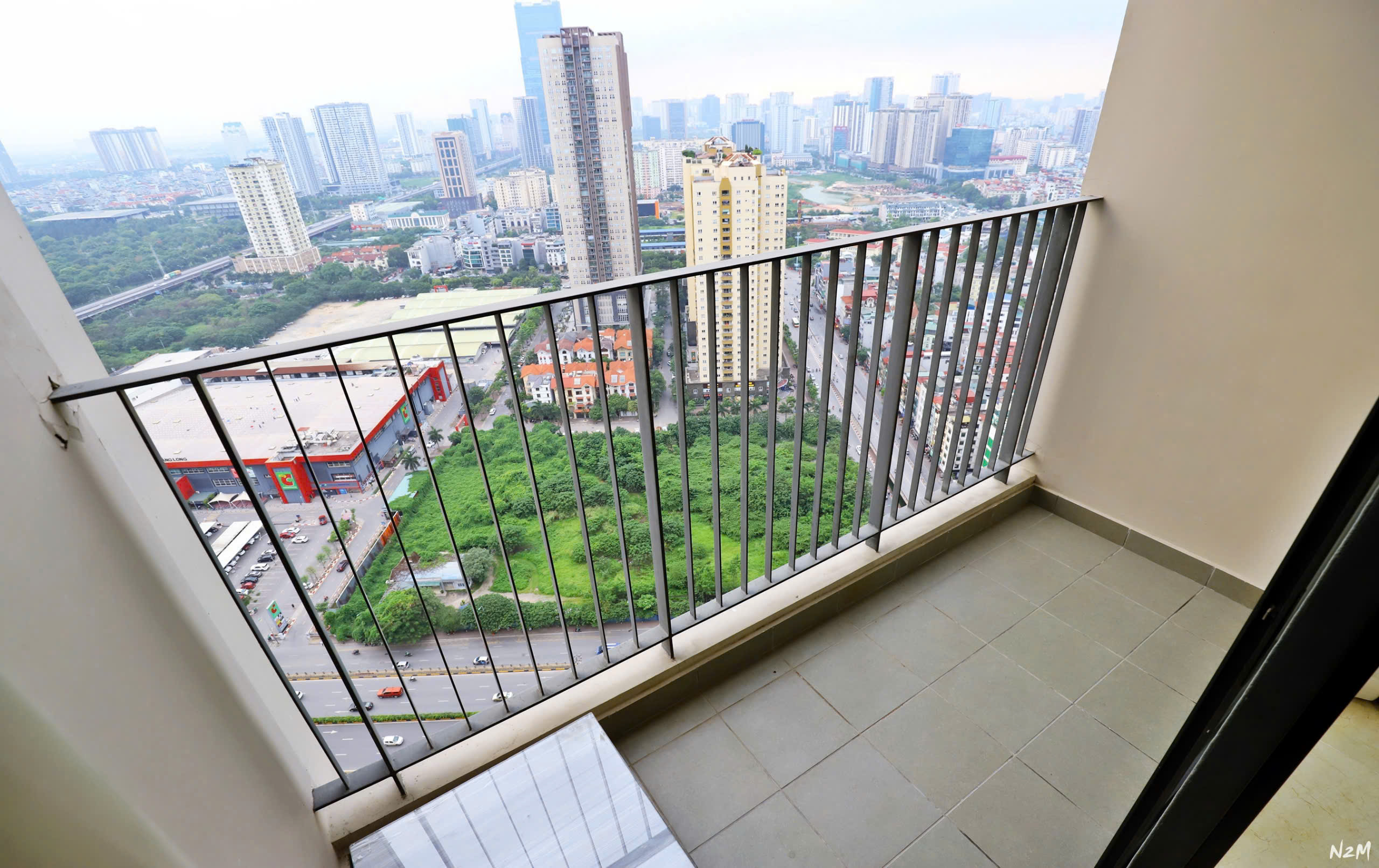 Bán căn hộ 2PN - 75m2 Vinhomes D'Capitale, SHLD, giá 9.2 tỷ 4