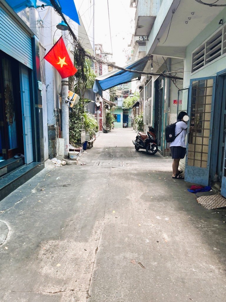 Hẻm xe hơi Âu Cơ, 24m2, thông Lạc Long Quân Nguyễn Thị Nhỏ