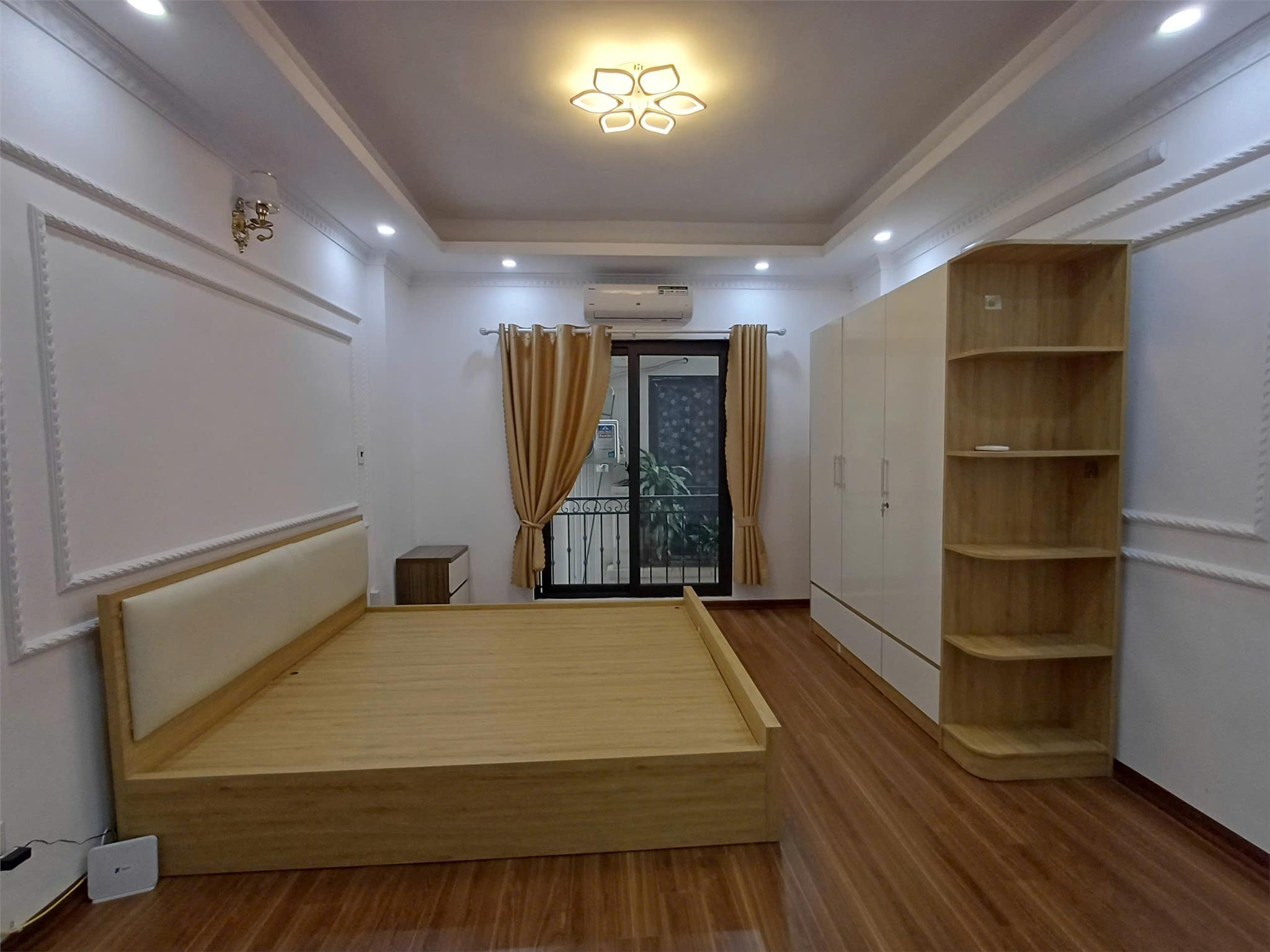 BÁN NHÀ PHÚC LỢI 5 TẦNG 3 NGỦ MẶT TIỀN 5M Ô TÔ GẦN 5,9 TỶ 3