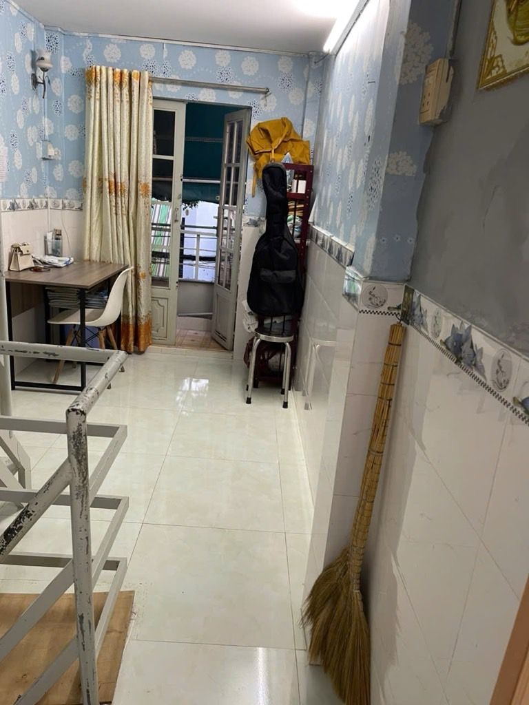 Nhà SHR Trần Văn Quang, 3 tầng, hoàn công đủ hơn 1 tỷ hẻm thông 3