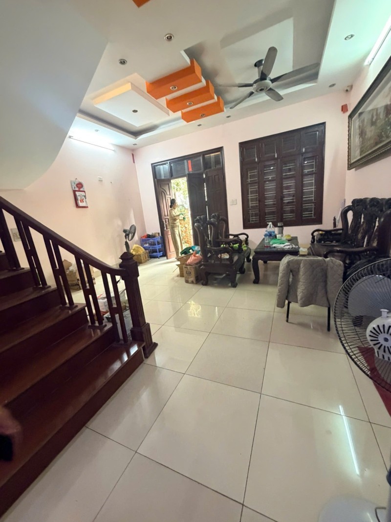 BÁN NHÀ THẠCH BÀN – LONG BIÊN  82M²  MẶT TIỀN 8.1M  NGÕ THÔNG  GIÁ 16.9 TỶ