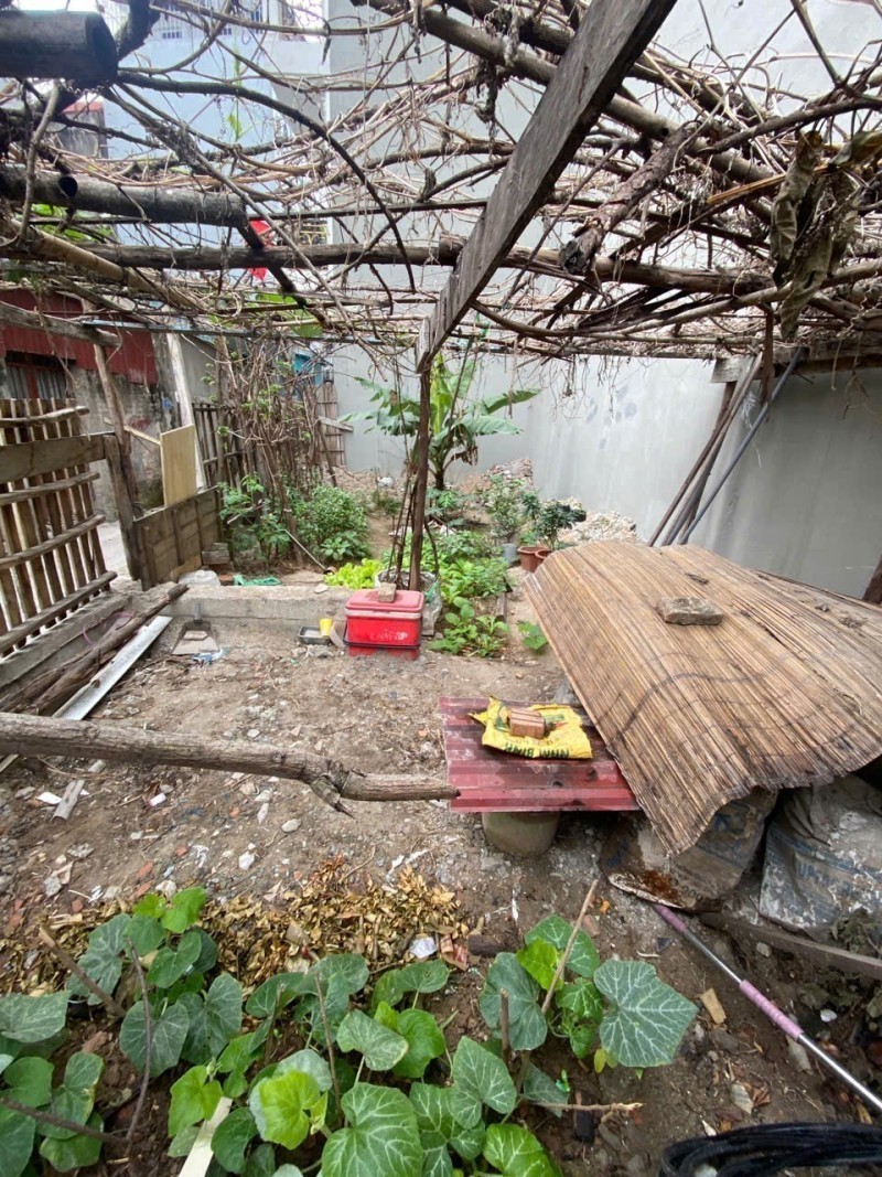 ĐẤT LÔ GÓC ĐỨC GIANG – LONG BIÊNÔ tô tránh – nở hậu – vị trí đẹp 2