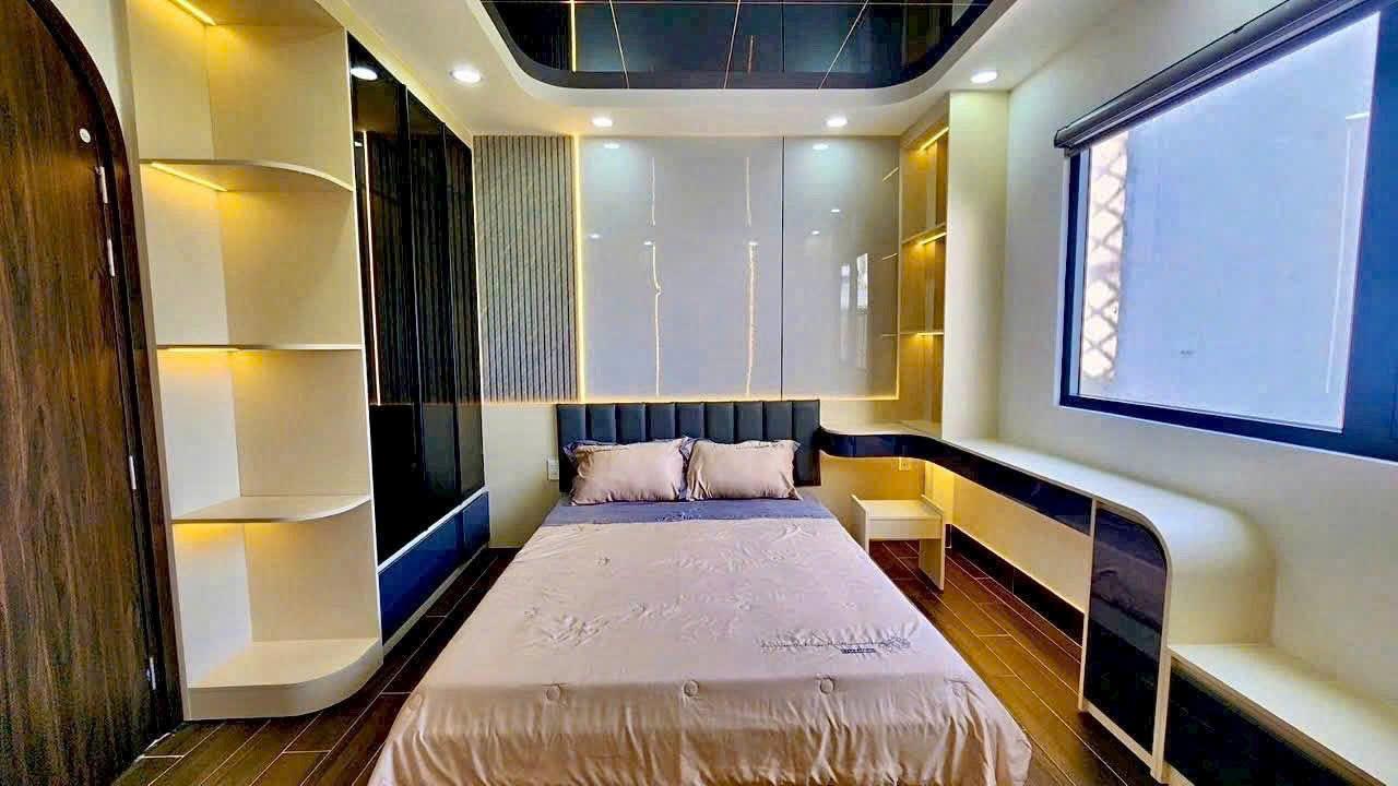 Nhà hẻm xe hơi Huỳnh Tấn Phát, 5 tầng, nội thất cao cấp, chỉ hơn 8 tỷ 4