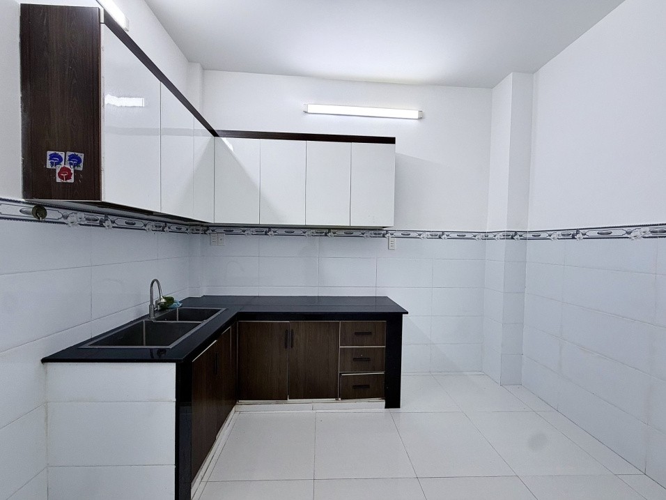 BÁN NHÀ LẠC LONG QUÂN P.10 TÂN BÌNH GIÁP QUẬN 10 45m²(4.2 x 12) 4,55T 2