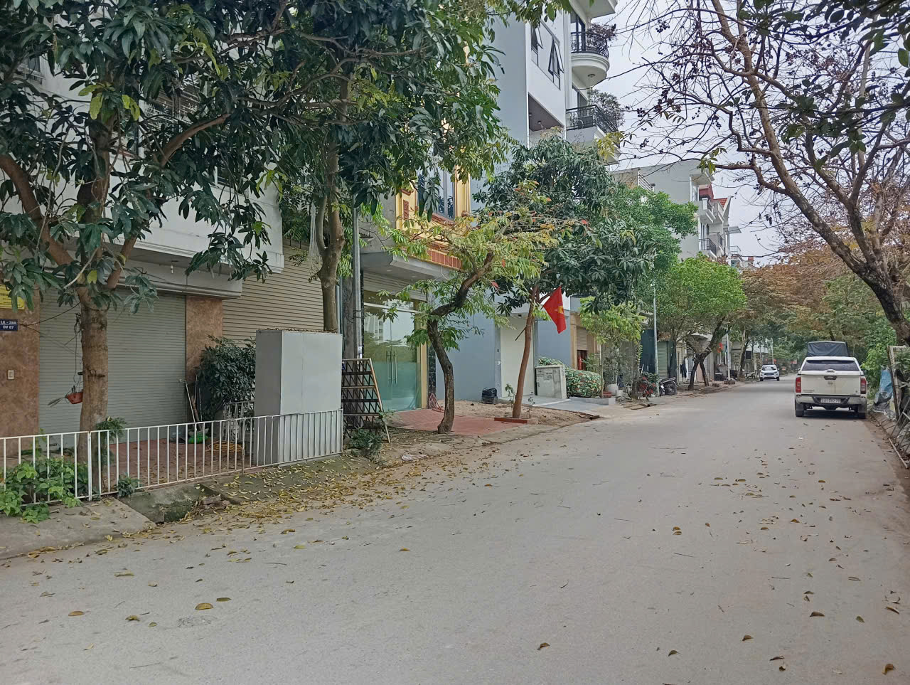 CC bán đất Hàng Bè, Đìa Lão đường 15m cạnh CC Mipec 50m2 chỉ 13.x tỷ. LH 0989626116