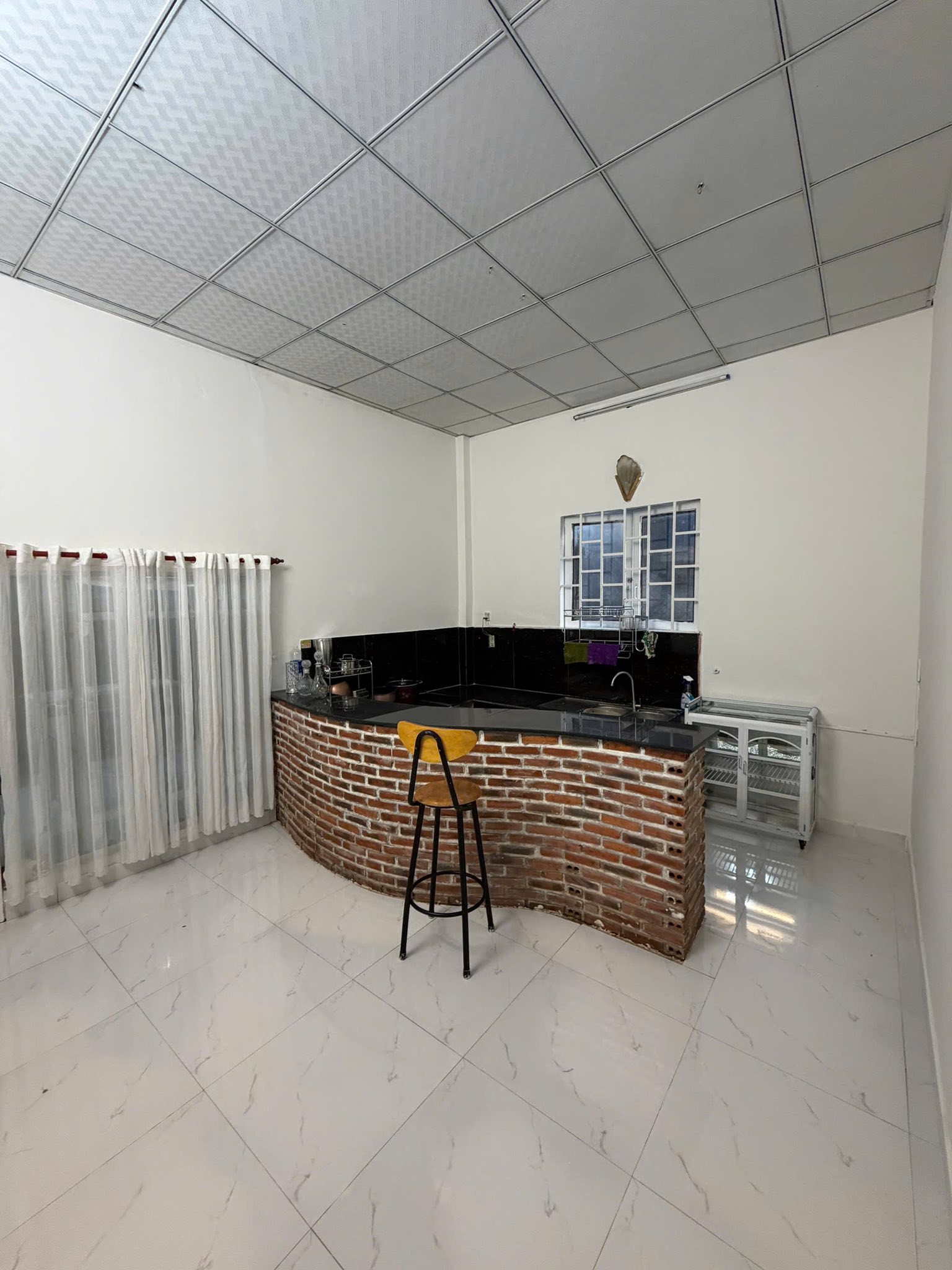 BÁN GẤP NHÀ GẦN TRUNG TÂM – GẦN CÔNG AN & BỆNH VIỆN TỈNH – CHỈ 4.5 TỶ 4