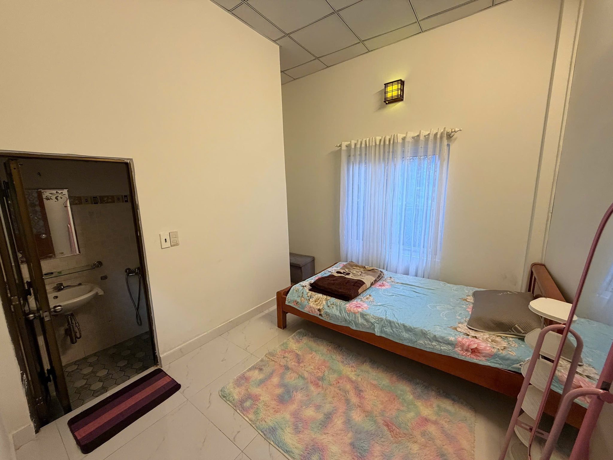 BÁN GẤP NHÀ GẦN TRUNG TÂM – GẦN CÔNG AN & BỆNH VIỆN TỈNH – CHỈ 4.5 TỶ 2