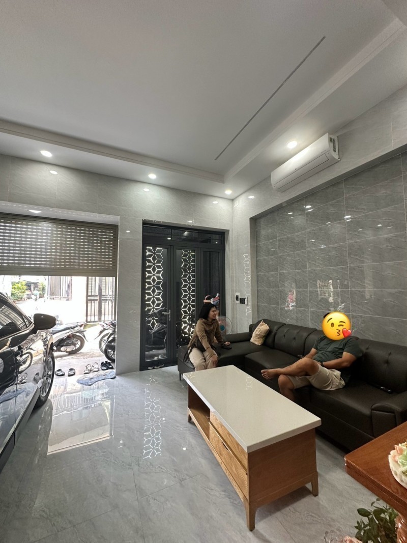 Bán nhà đường 182, Tăng Nhơn Phú,  Q9, Thủ Đức, TP HCM. DT 58m2, 4PN, sổ hồng, giá 6.85 tỷ -