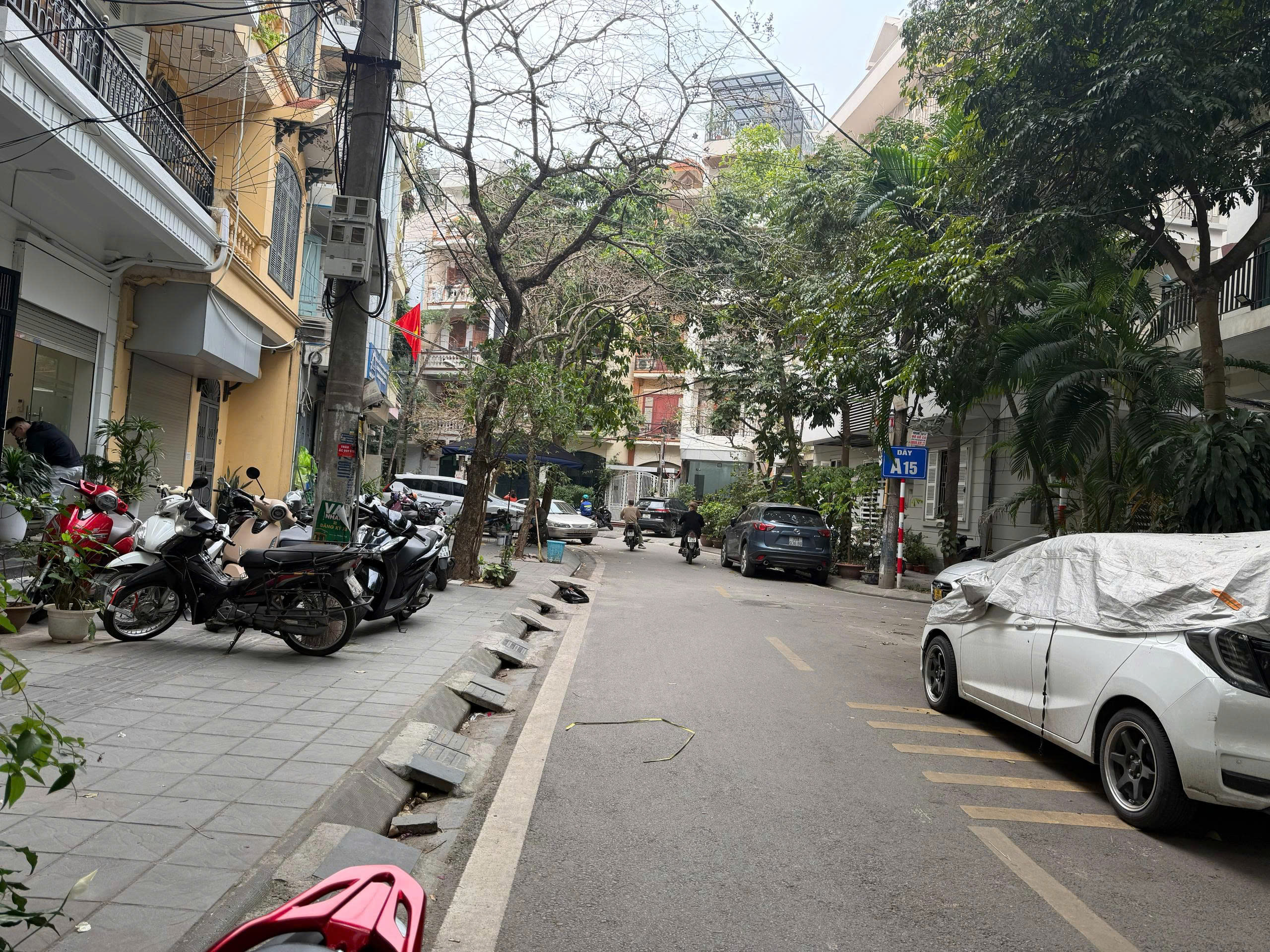 Bán Nhà Đầm Trấu 47m2. 5 tầng. mặt tiền 6m. giá 20 TỶ Hai Bà Trưng Hà Nội 4