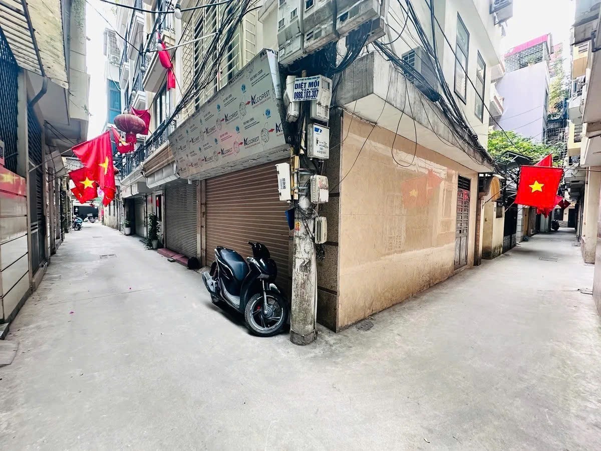 Bán Nhà Bạch Đằng 33.5m2. 5 tầng. mặt tiền 4.8m giá 12.5 tỷ Hai Bà Trưng Hà Nội 2