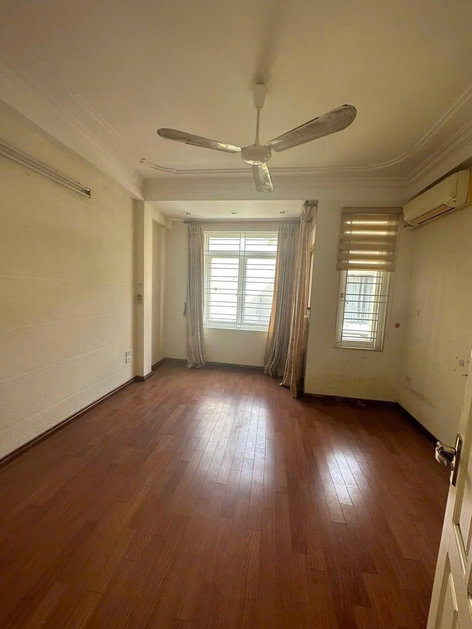 Bán Nhà Đền Lừ 1. 40m2. 5 tầng. mặt tiền 4m. giá 17.9 Tỷ Hoàng Mai Hà Nội 5