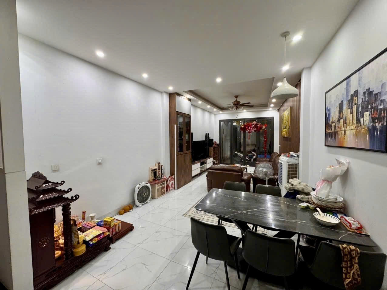 Bán Nhà Thổ Quan 50m2. 5 tầng. mặt tiền 3.8m. giá 17 tỷ Đống Đa Hà Nội 3