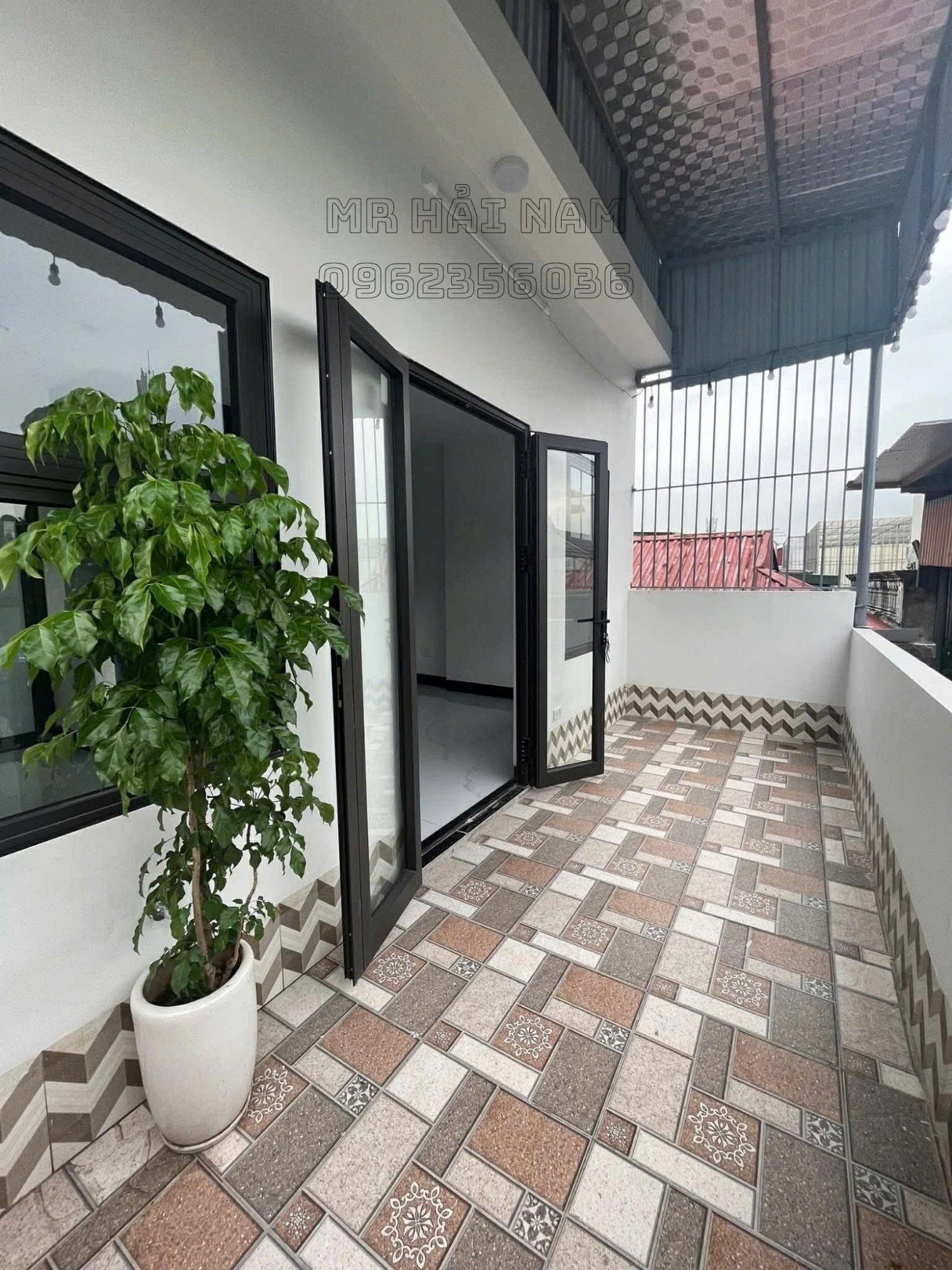 Bán Nhà Đê Trần Khát Chân 37m2. 5 tầng. mặt tiền 5.5m. giá 15.9 Tỷ Hai Bà Trưng Hà Nội 5