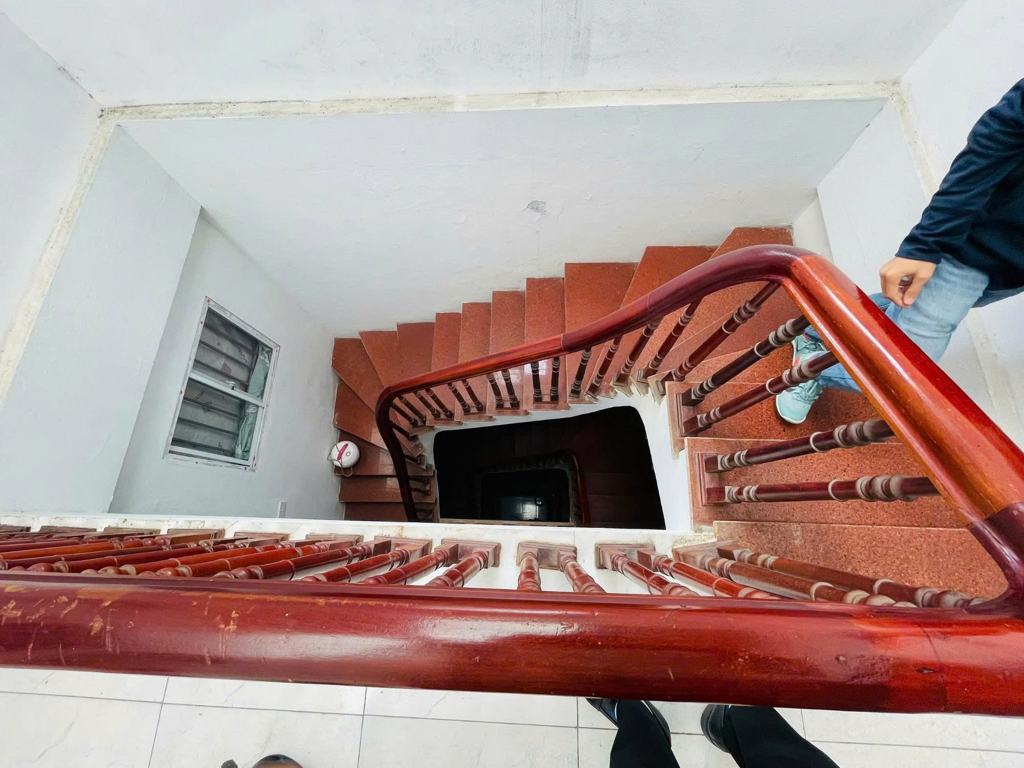 Bán Nhà  Chùa Bộc 40m2. 5 tầng. mặt tiền 3.7m. giá 13.2 Tỷ Đống Đa Hà Nội 3