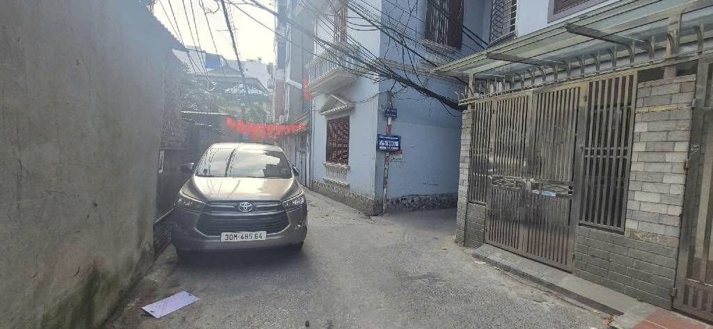 Cần bán Nhà mặt tiền đường Giải Phóng, Phường Tương Mai, Diện tích 45m², Giá 13.5 Tỷ