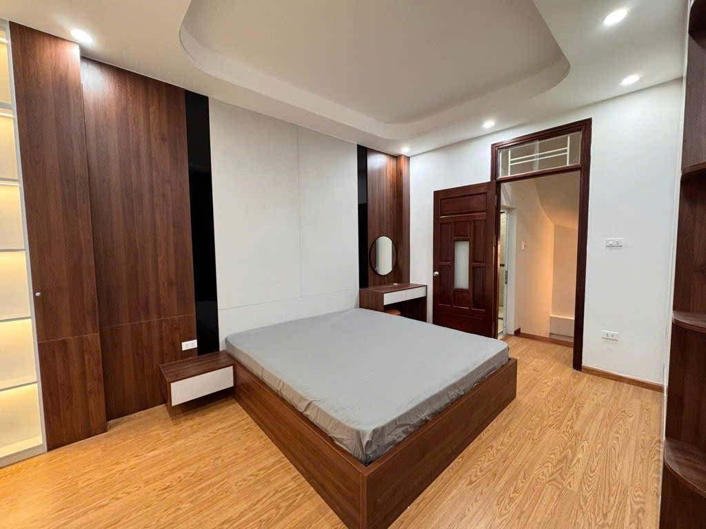 Cần bán Nhà mặt tiền đường Ngõ Quỳnh, Phường Quỳnh Lôi, Diện tích 34m², Giá 10.35 Tỷ