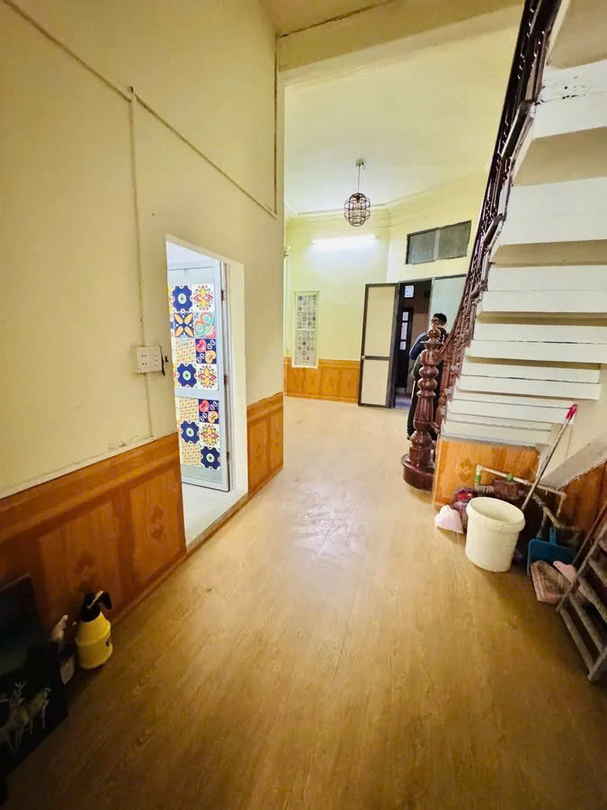 Bán Nhà Thọ Lão 40/43m2.  4 tầng. mặt tiền 4m. giá 12 Tỷ Hai Bà Trưng Hà Nội 5