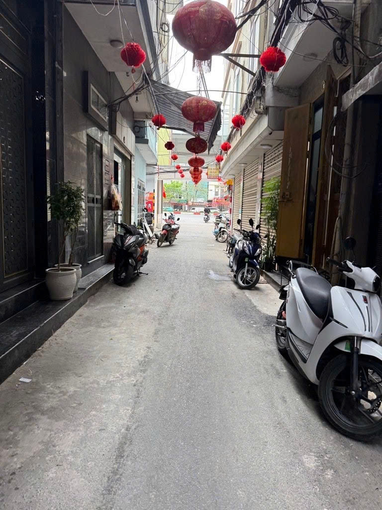 Cần bán Nhà mặt tiền đường Minh Khai, Phường Bạch Mai, Diện tích 38m², Giá 13.5 Tỷ 6