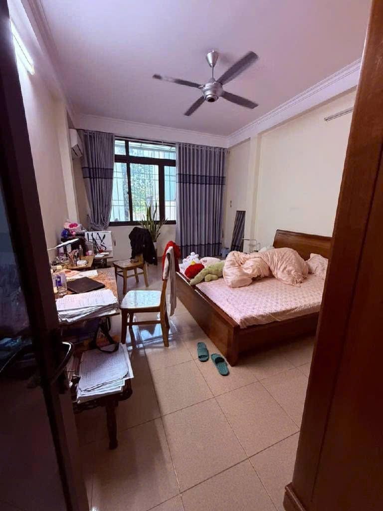 Cần bán Nhà mặt tiền đường Nguyễn Khoái, Phường Vĩnh Tuy, Diện tích 40m², Giá 8.5 Tỷ 3