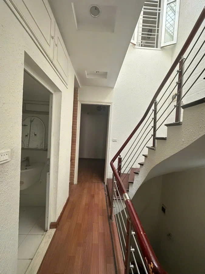 Bán Nhà Đền Lừ 1. 40m2. 5 tầng. mặt tiền 4m. giá 17.9 Tỷ Hoàng Mai Hà Nội 4