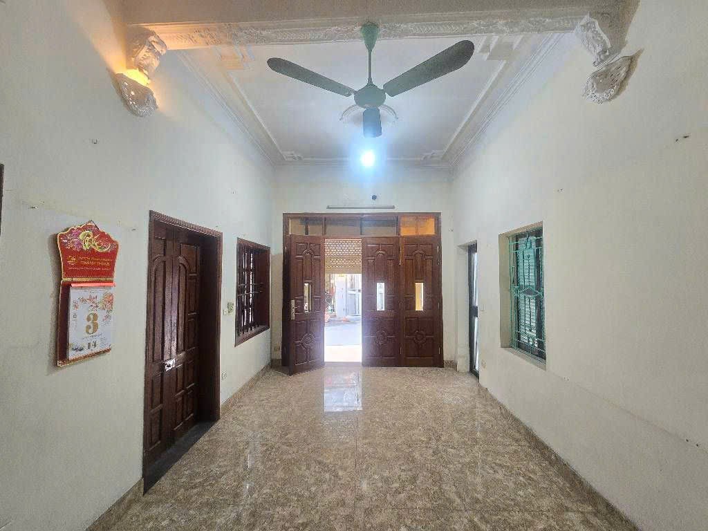 Cần bán Nhà mặt tiền đường Yên Duyên, Phường Yên Sở, Diện tích 56m², Giá 19 Tỷ 2