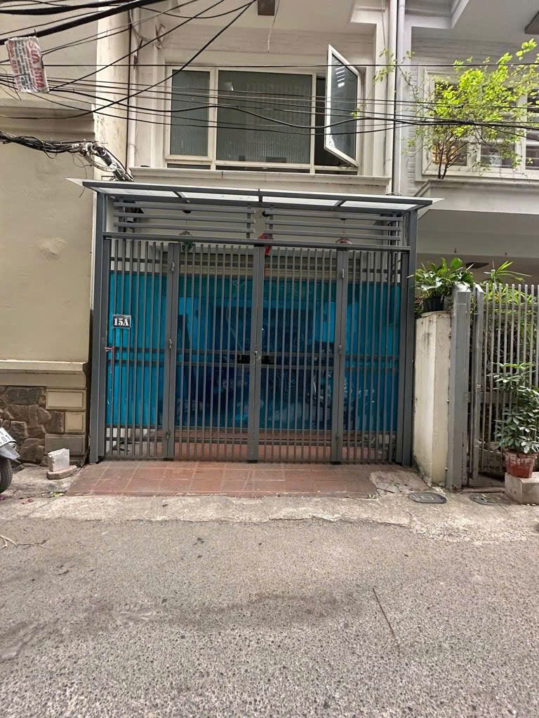 Cần bán Nhà mặt tiền đường Phương Mai, Phường Kim Liên, Diện tích 50m², Giá 21 Tỷ 2