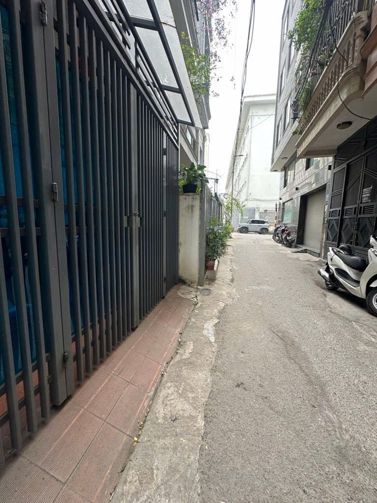 Cần bán Nhà mặt tiền đường Phương Mai, Phường Kim Liên, Diện tích 50m², Giá 21 Tỷ 4