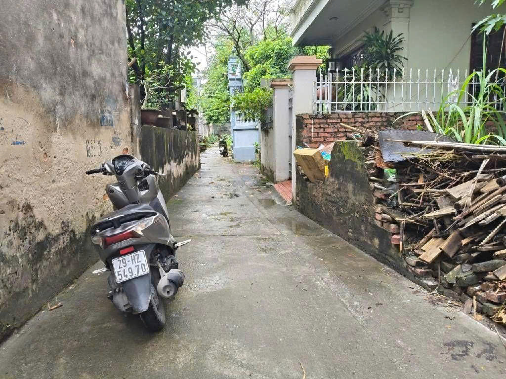 Cần bán Đất đường Bát Khối, Phường Thạch Bàn, Diện tích 35m², Giá 6.5 Tỷ