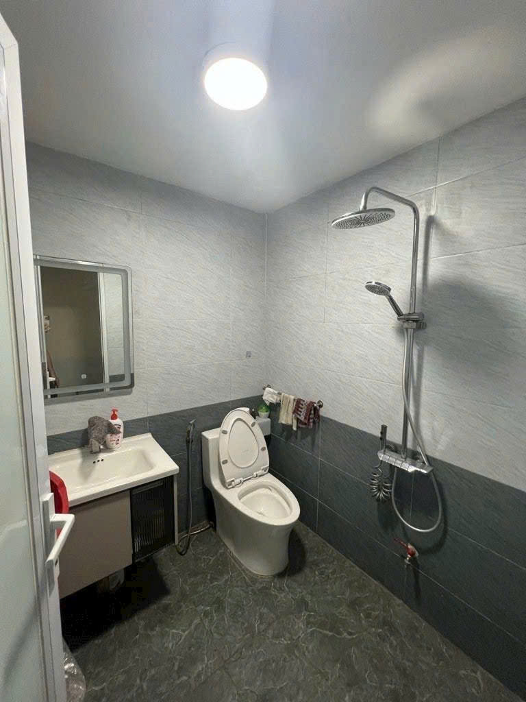 Cần bán Nhà mặt tiền đường Tam Trinh, Phường Mai Động, Diện tích 50m², Giá 15 Tỷ