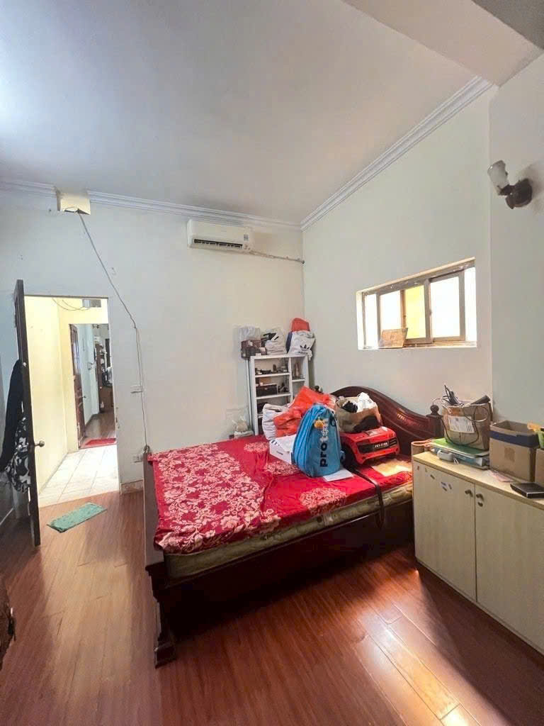 Cần bán Nhà mặt tiền đường Tam Trinh, Phường Mai Động, Diện tích 50m², Giá 15 Tỷ 4