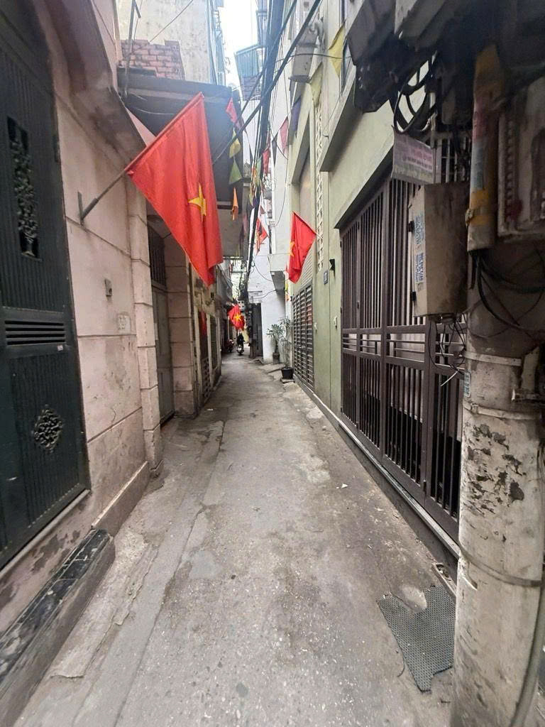 Cần bán Nhà mặt tiền đường Trương Định, Phường Trương Định, Diện tích 35m², Giá 8.5 Tỷ 2