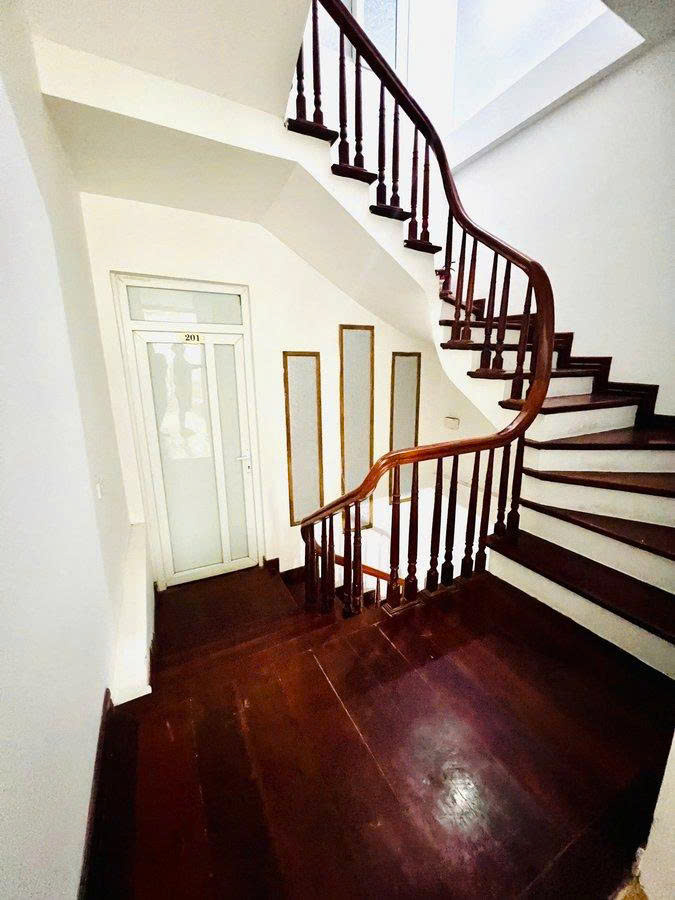 Bán Nhà Tân Mai 44m2.  5 tầng. mặt tiền 3.5m. giá 12.8 tỷ Hoàng Mai Hà Nội 3