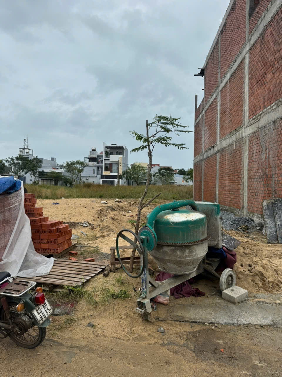 Cần bán Đất đường Bùi Bỉnh Uyên, Phường Hòa Hải, Diện tích 200m², Giá 9.2 Tỷ