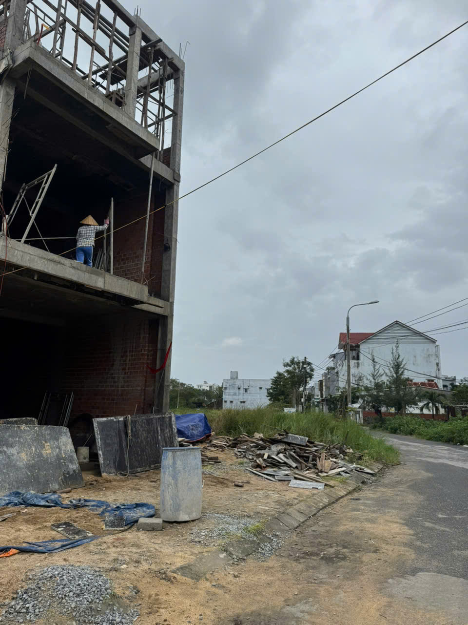 Cần bán Đất đường Bùi Bỉnh Uyên, Phường Hòa Hải, Diện tích 200m², Giá 9.2 Tỷ 2