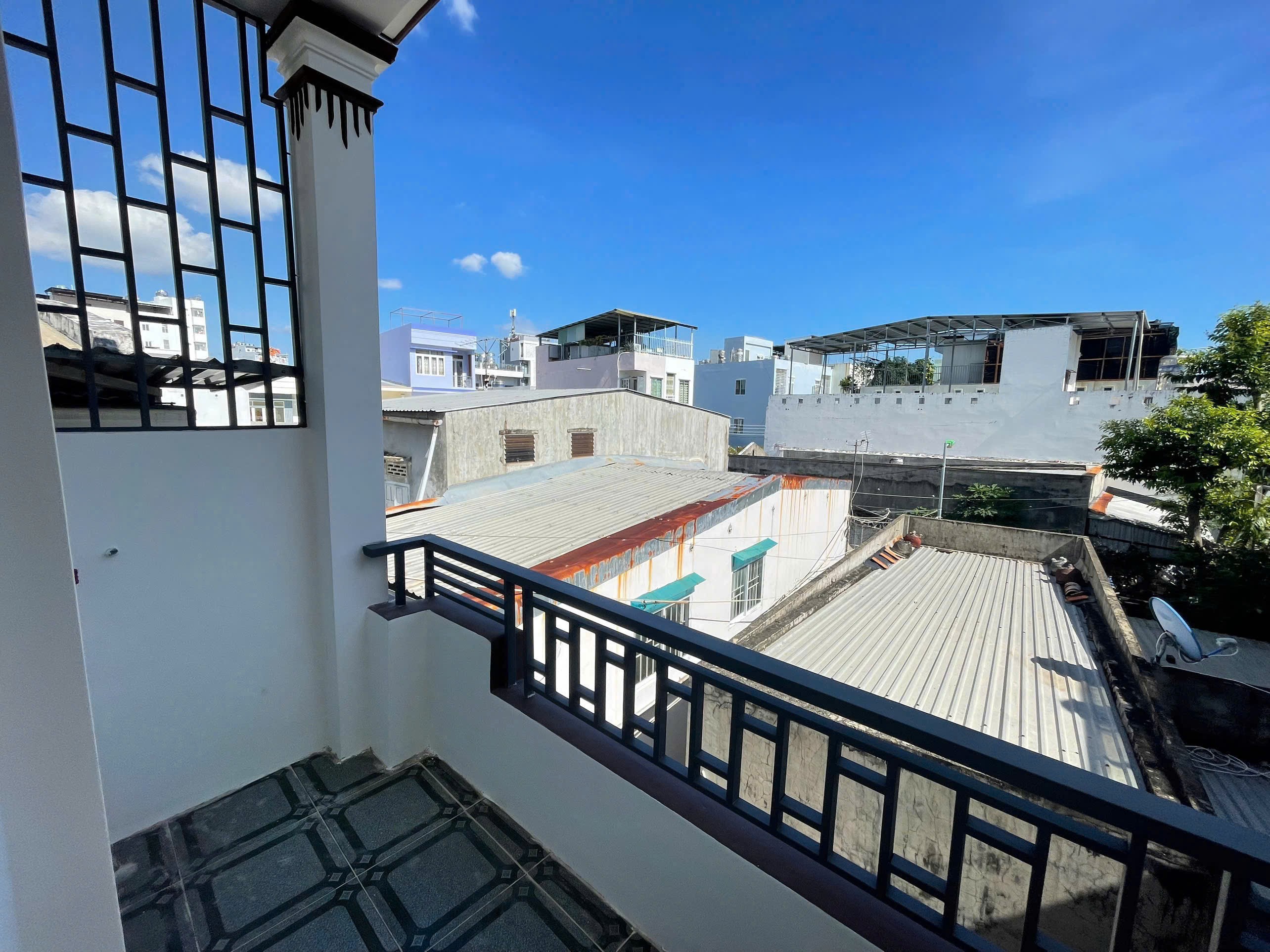 Nhà 2,5 tầng mới đẹp – Hẻm đường Phùng Hưng, Phước Long, Nam Nha Trang 4