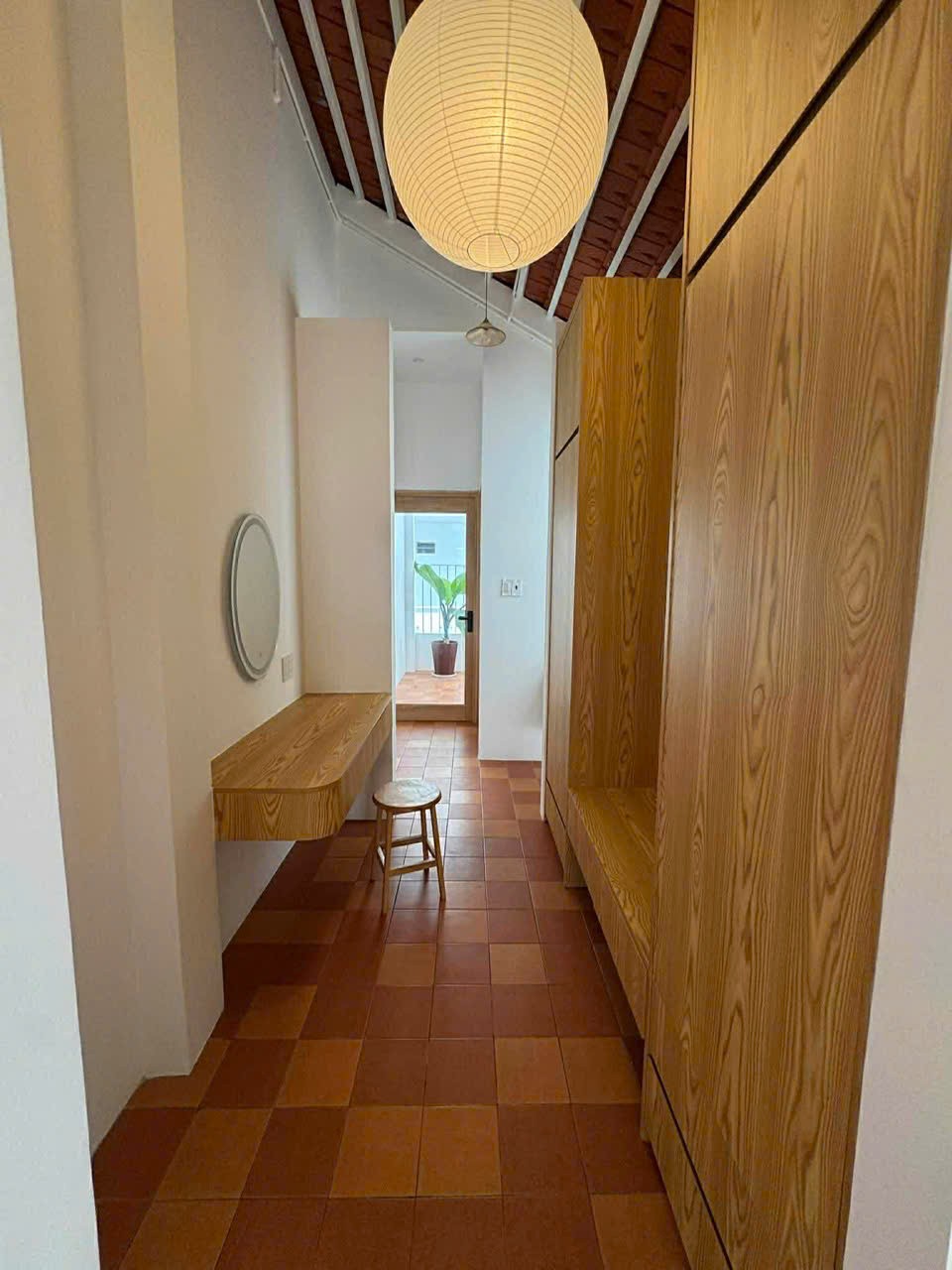 Nhà Mới 3 Tầng Sát Biển 100m – Ô Tô Tận Cửa – Full Nội Thất – 11 Tỷ 2