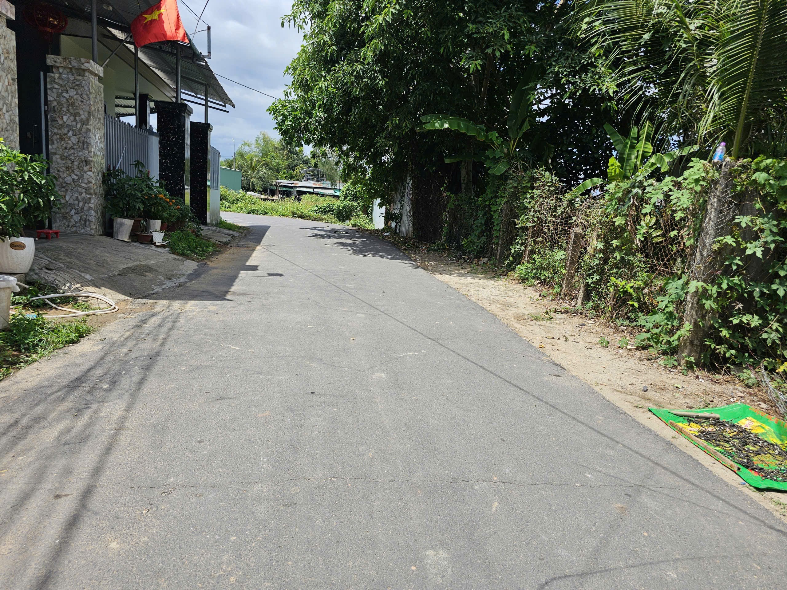 Bán đất Diên Hoà mặt tiền đường nhựa sát bên Hương Lộ 39 - ngã tư Bót Bà Lá 3