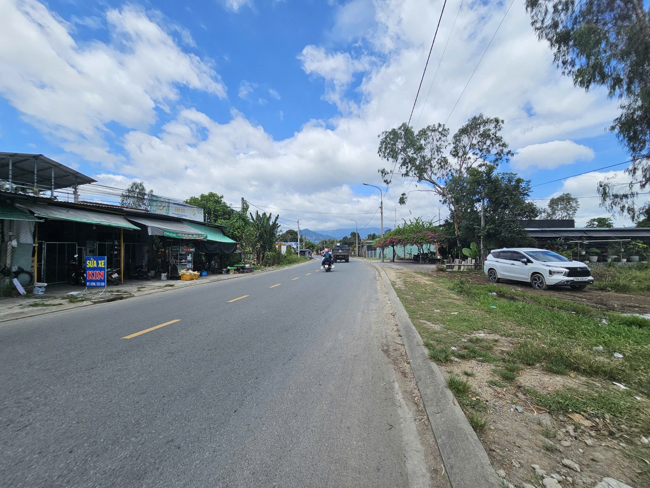 Bán đất Diên Hoà mặt tiền đường nhựa sát bên Hương Lộ 39 - ngã tư Bót Bà Lá 5