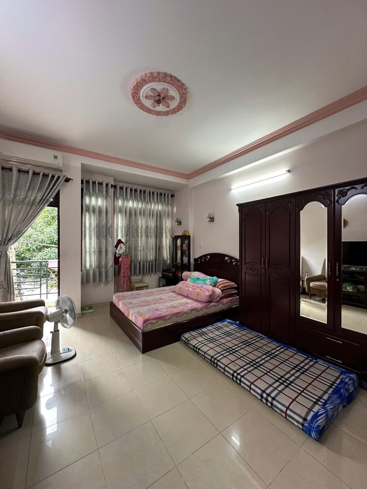 ĐỊNH CƯ BÁN GẤP - NHÀ 5 TẦNG VIEW CÔNG VIÊN - NGAY NGUYỄN GIA TRÍ (D2) BÌNH THẠNH 9