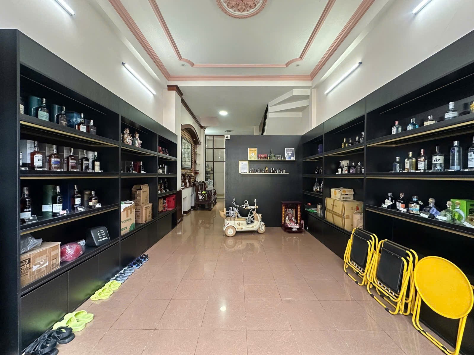 ĐỊNH CƯ BÁN GẤP - NHÀ 5 TẦNG VIEW CÔNG VIÊN - NGAY NGUYỄN GIA TRÍ (D2) BÌNH THẠNH 8