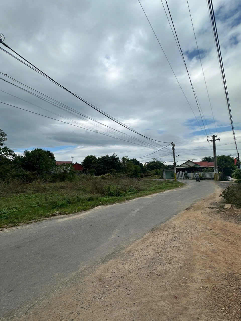 Bán lô góc Bình Lộc mặt tiền đường liên xã phù hợp kinh doanh buôn bán 6