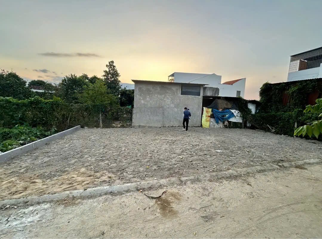 Bán đất Diên An giá rẻ full thổ đường thông - đèn đường chiếu sáng đầy đủ