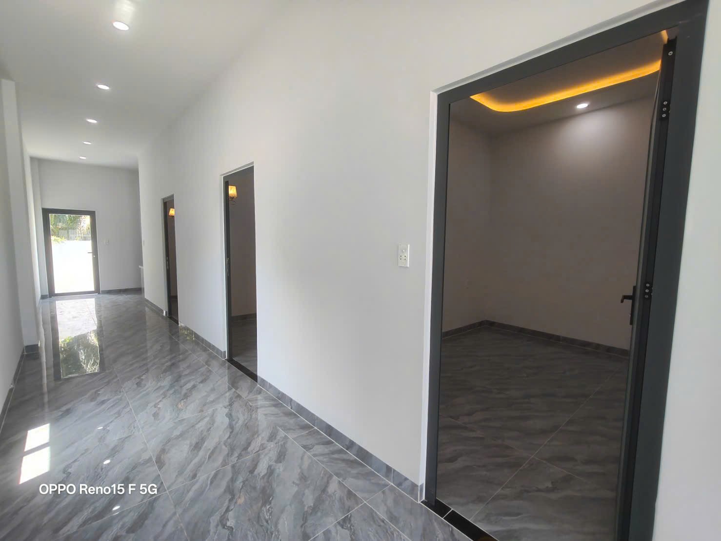 Bán nhà Diên Sơn mới xây rộng rãi ô tô tận nơi hẻm Ấp Tân Sinh - dân cư đông 7