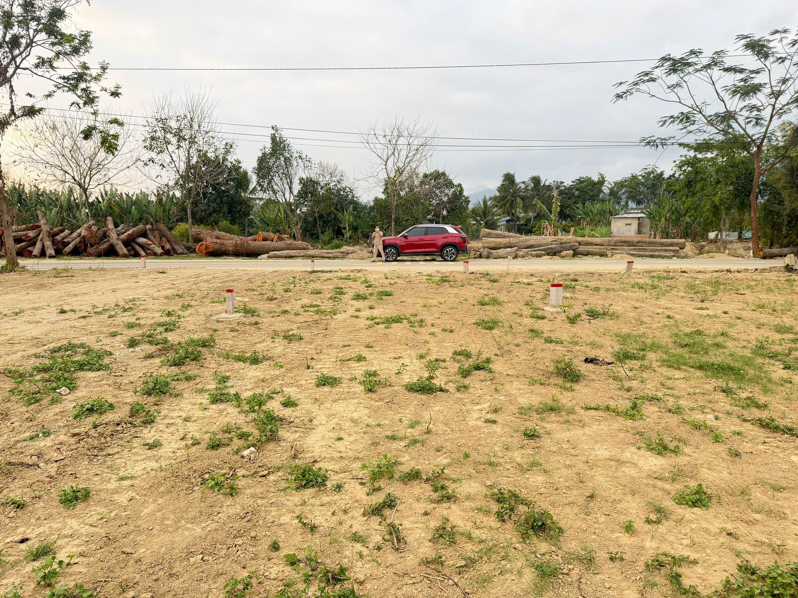 Bán đất Diên Phú mặt tiền Hương Lộ 45 gần cầu Voi view hướng trực diện sông Cái mát mẻ 2