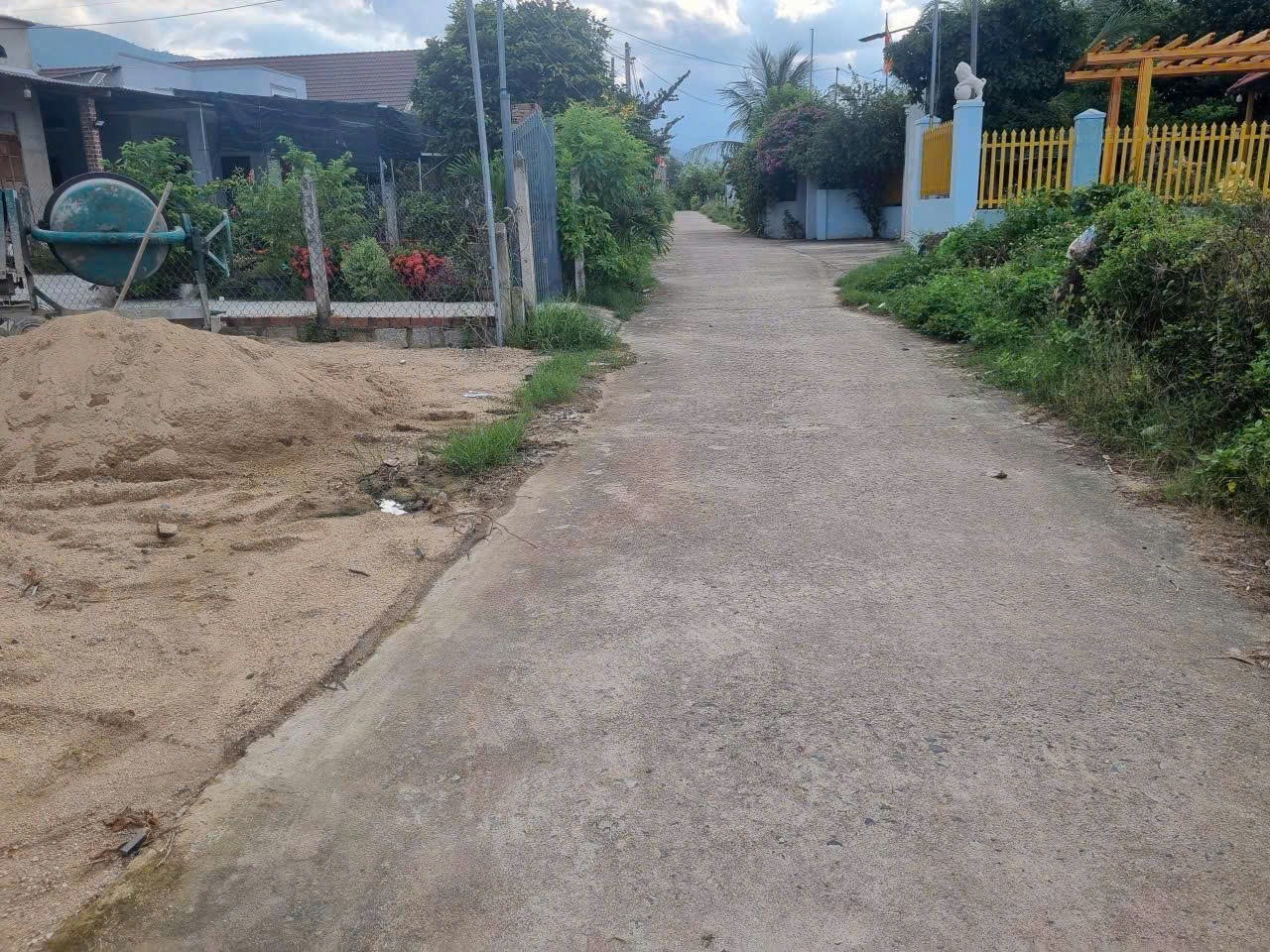 Bán đất Bình Lộc thôn Đảnh Thạnh full thổ cư đường thông ô tô thoải mái 2